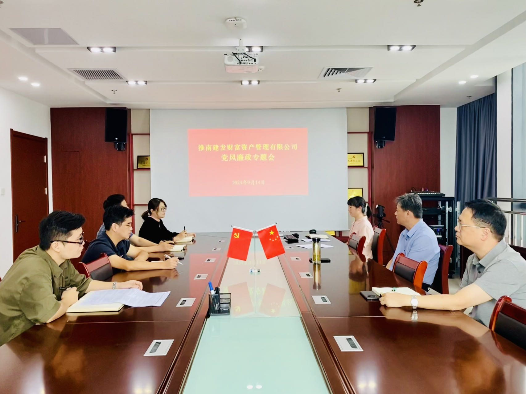 bbc5df7bd92de763ebac076d5cdbece bbc5df7bd92de763ebac076d5cdbece