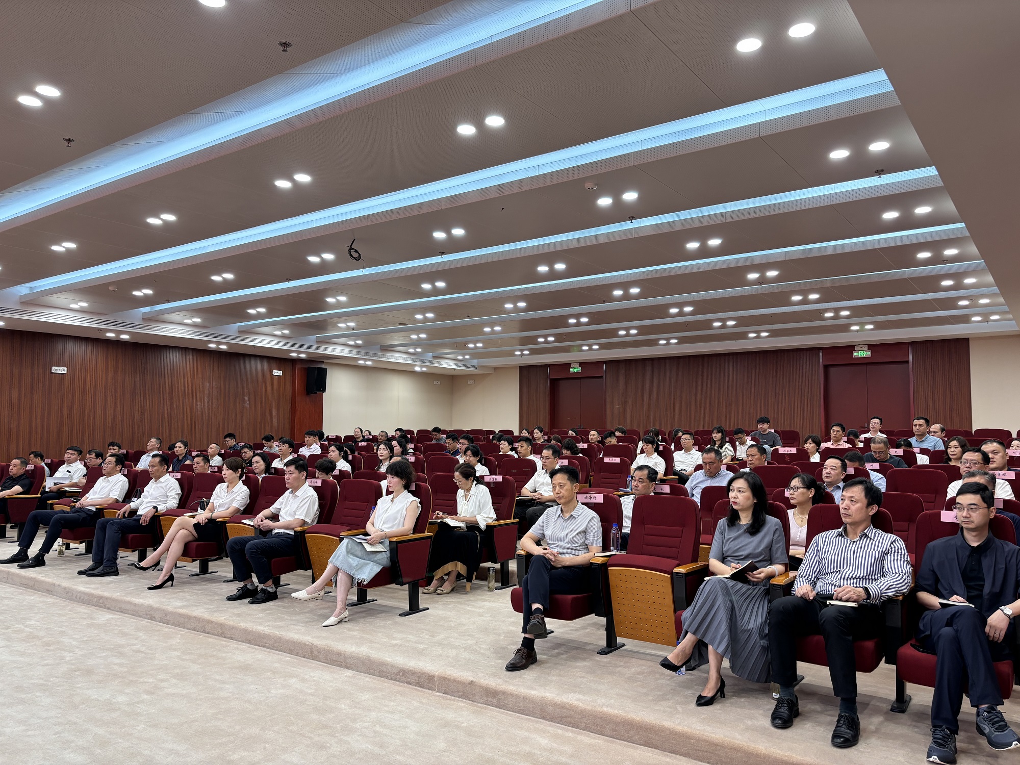 微信图片_20250530103253 微信图片_20250530103253